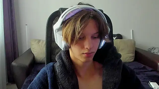 Ostin meow online show from 10, 11, 2025