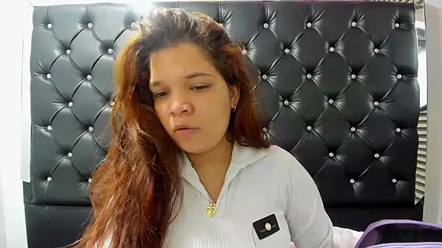 MelanyCarter18 online show from 2, 12, 2025