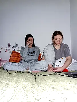 ella grays online show from 18, 3, 2026