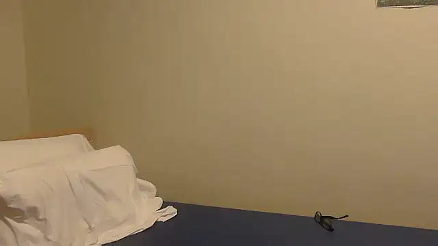 housewife shantie online show from 19, 10, 2025