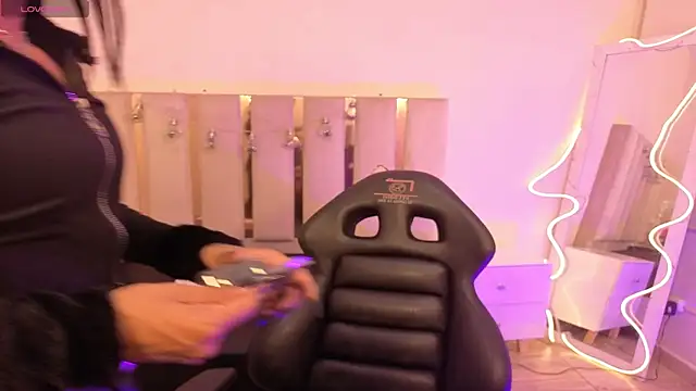 Snapshot of Andy_tay1 chatting on 26, 9, 2025 Andy tay1 online show from 26, 9, 2025