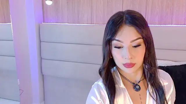 Snapshot of EymiCuper chatting on 18, 12, 2025 EymiCuper online show from 18, 12, 2025