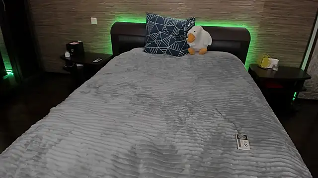 Snapshot of Lust_One_ chatting on 13, 12, 2024 Lust One online show from 13, 12, 2024