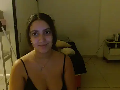 Snapshot of xBubblyBarbiexx chatting on 25, 2, 2025 xBubblyBarbiexx online show from 25, 2, 2025