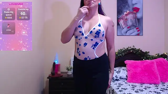 sara florez1 online show from 4, 12, 2025