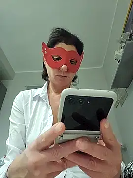 Snapshot of Vagabondainnamorata chatting on 19, 2, 2026 Vagabondainnamorata online show from 19, 2, 2026