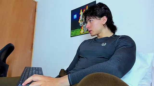 Snapshot of AngelBennet_ chatting on 5, 6, 2026 AngelBennet online show from 5, 6, 2026