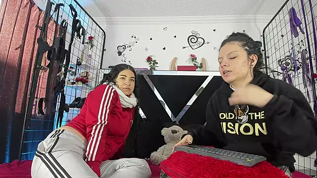 Snapshot of thedream_girls chatting on 27, 11, 2025 thedream girls online show from 27, 11, 2025