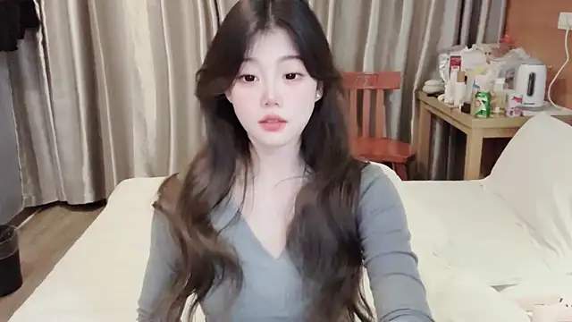 Snapshot of yangyang-1115 chatting on 14, 2, 2025 yangyang-1115 online show from 14, 2, 2025