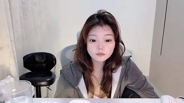 yangyang-1115 online show from 9, 11, 2025