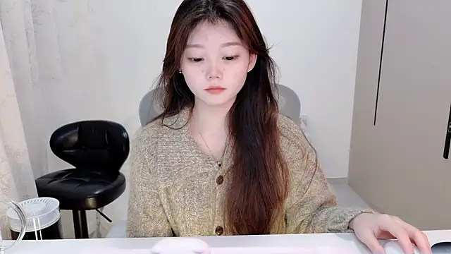 yangyang-1115 online show from 10, 11, 2025