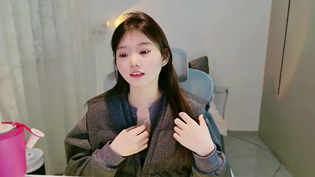 yangyang-1115 online show from 2, 12, 2025