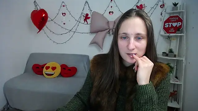 Snapshot of MichelLeee chatting on 9, 2, 2026 MichelLeee online show from 9, 2, 2026