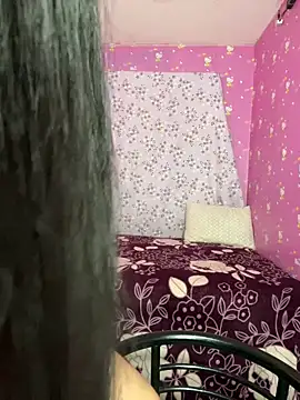 Snapshot of Velyn_18 chatting on 16, 12, 2025 Velyn 18 online show from 16, 12, 2025