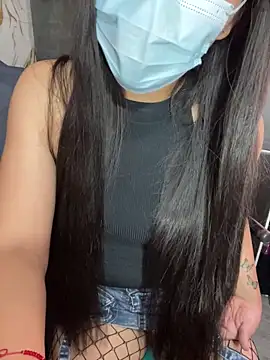 Snapshot of Velyn_18 chatting on 4, 2, 2026 Velyn 18 online show from 4, 2, 2026