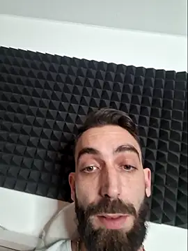 Snapshot of DaWoD030 chatting on 21, 12, 2025 DaWoD030 online show from 21, 12, 2025