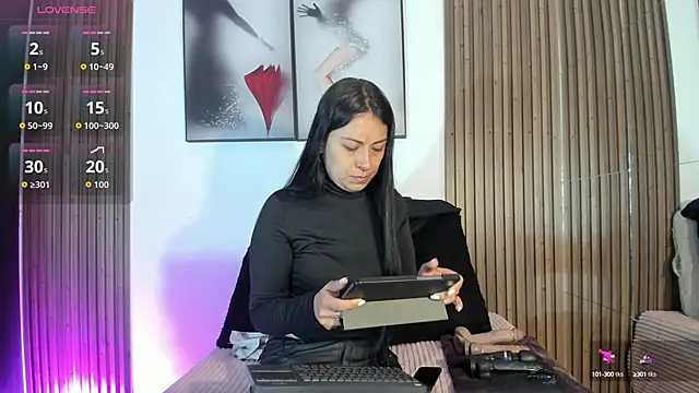 Ella Rousse online show from 14, 10, 2025