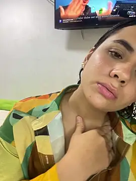 Leyna Kenet online show from 4, 12, 2025