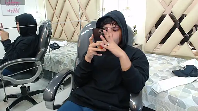 AndrewPherson online show from 8, 1, 2025