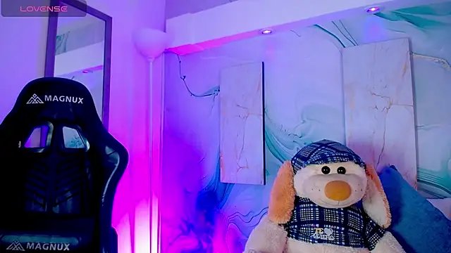 Aniie Doll online show from 10, 4, 2026