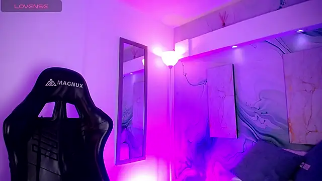 Snapshot of Aniie_Doll chatting on 10, 6, 2026 Aniie Doll online show from 10, 6, 2026