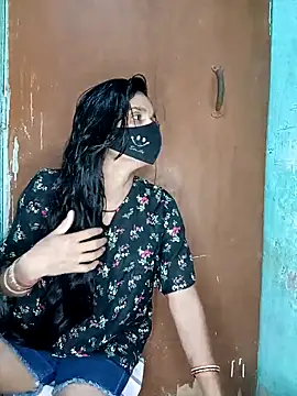 Suhani512 online show from 2, 11, 2025