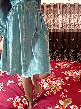 Cute-Bhavya online show from 26, 9, 2025
