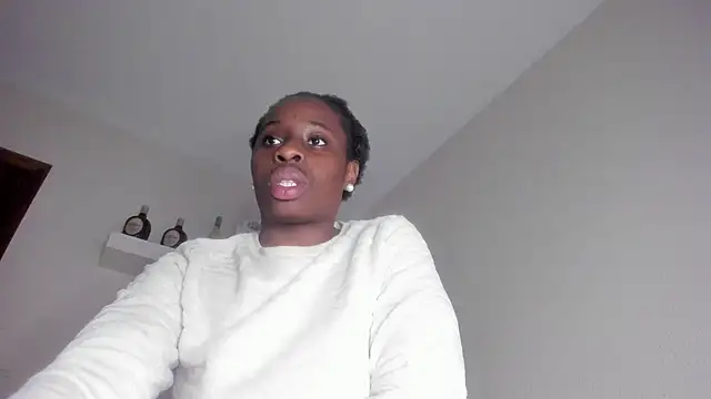 Snapshot of aafricaa chatting on 23, 12, 2024 aafricaa online show from 23, 12, 2024