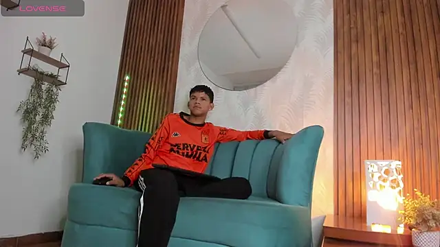 Snapshot of Jeffry_wolvess chatting on 25, 1, 2025 Jeffry wolvess online show from 25, 1, 2025