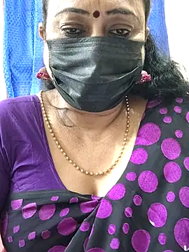 Snapshot of rekha_naier chatting on 5, 12, 2025 rekha naier online show from 5, 12, 2025