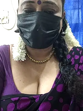 Snapshot of rekha_naier chatting on 14, 1, 2026 rekha naier online show from 14, 1, 2026