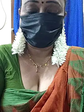 Snapshot of rekha_naier chatting on 2, 2, 2026 rekha naier online show from 2, 2, 2026