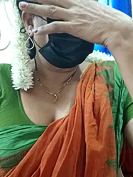 Snapshot of rekha_naier chatting on 3, 2, 2026 rekha naier online show from 3, 2, 2026