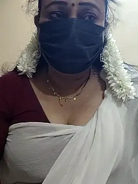 Snapshot of rekha_naier chatting on 27, 2, 2026 rekha naier online show from 27, 2, 2026