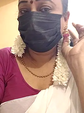 Snapshot of rekha_naier chatting on 4, 3, 2026 rekha naier online show from 4, 3, 2026