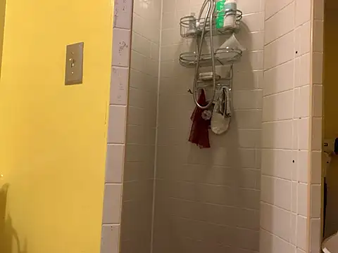 Snapshot of BigKittyRaven chatting on 8, 2, 2025 BigKittyRaven online show from 8, 2, 2025