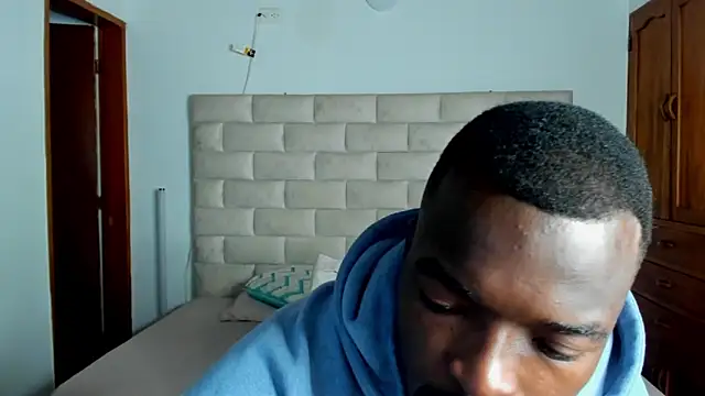 Snapshot of Dylan_Taylor chatting on 28, 2, 2026 Dylan Taylor online show from 28, 2, 2026