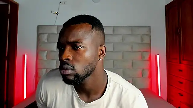 Snapshot of Dylan_Taylor chatting on 2, 3, 2026 Dylan Taylor online show from 2, 3, 2026