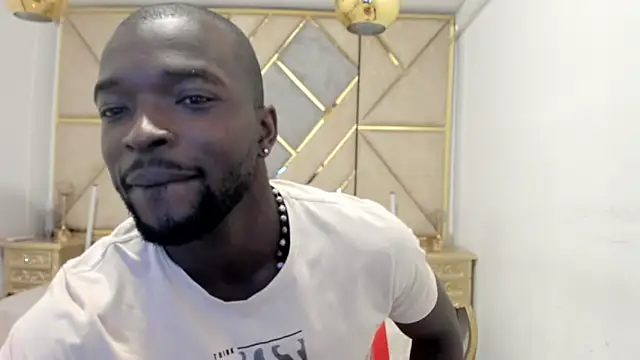 Snapshot of Dylan_Taylor chatting on 12, 3, 2026 Dylan Taylor online show from 12, 3, 2026