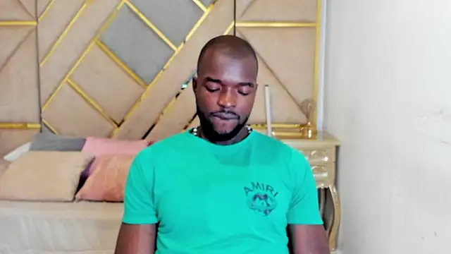 Snapshot of Dylan_Taylor chatting on 13, 3, 2026 Dylan Taylor online show from 13, 3, 2026