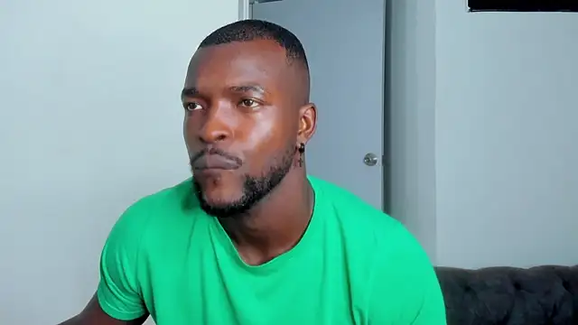 Snapshot of Dylan_Taylor chatting on 28, 3, 2026 Dylan Taylor online show from 28, 3, 2026