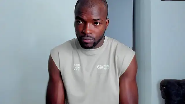 Snapshot of Dylan_Taylor chatting on 5, 4, 2026 Dylan Taylor online show from 5, 4, 2026