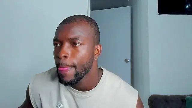 Snapshot of Dylan_Taylor chatting on 9, 4, 2026 Dylan Taylor online show from 9, 4, 2026