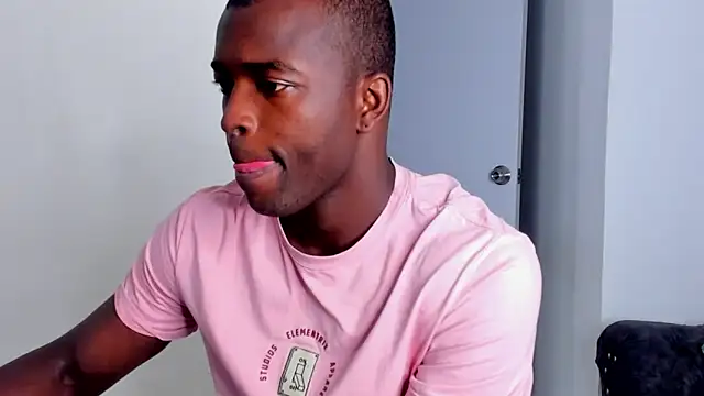 Snapshot of Dylan_Taylor chatting on 11, 4, 2026 Dylan Taylor online show from 11, 4, 2026