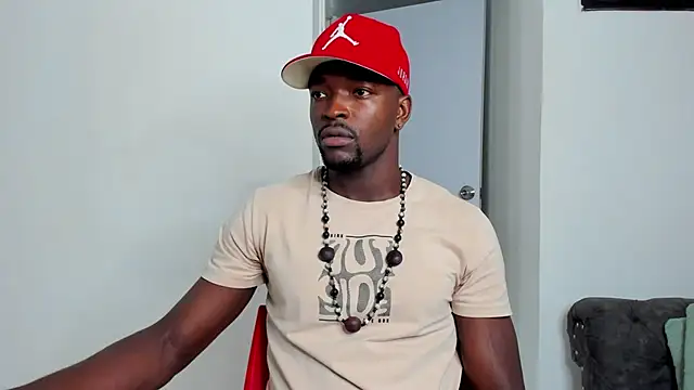 Snapshot of Dylan_Taylor chatting on 27, 5, 2026 Dylan Taylor online show from 27, 5, 2026