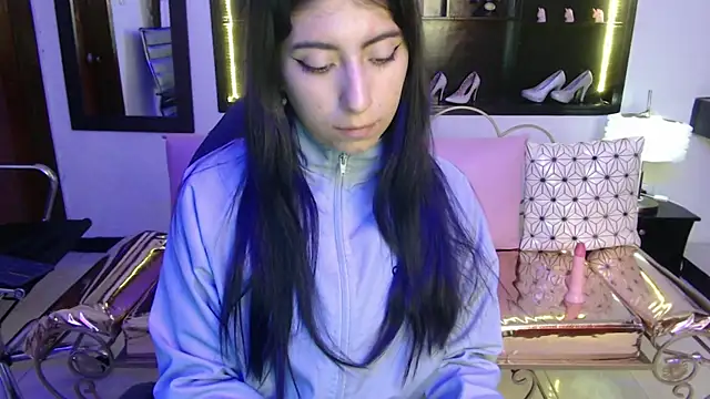 Snapshot of Angela_Diaz_ chatting on 21, 1, 2025 Angela Diaz online show from 21, 1, 2025