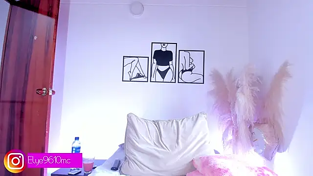 ellie mcdonald online show from 24, 3, 2026