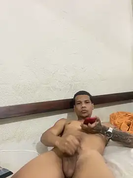 Snapshot of NovoRio chatting on 5, 12, 2024 NovoRio online show from 5, 12, 2024