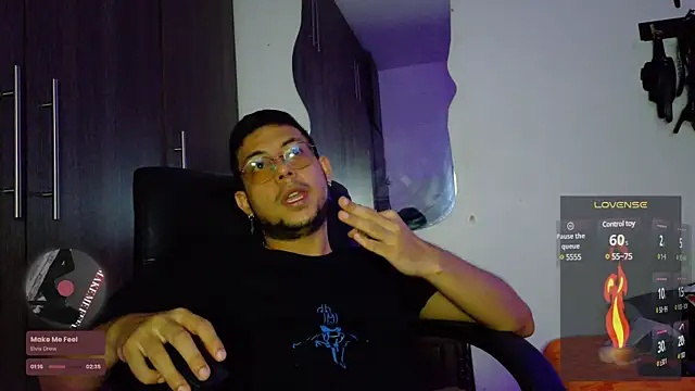 Nymphobuddies online show from 3, 3, 2025