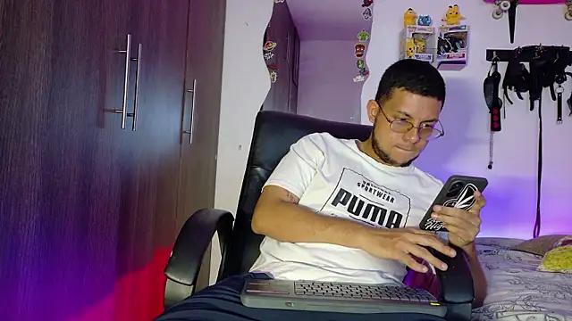 Nymphobuddies online show from 28, 2, 2026